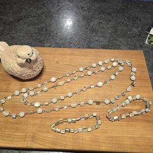 Bundle Necklaxe And 2 Bracelets